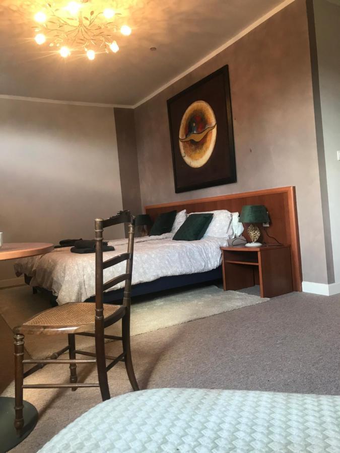Moon River Chambre D'Hote Saint-Junien Exterior foto